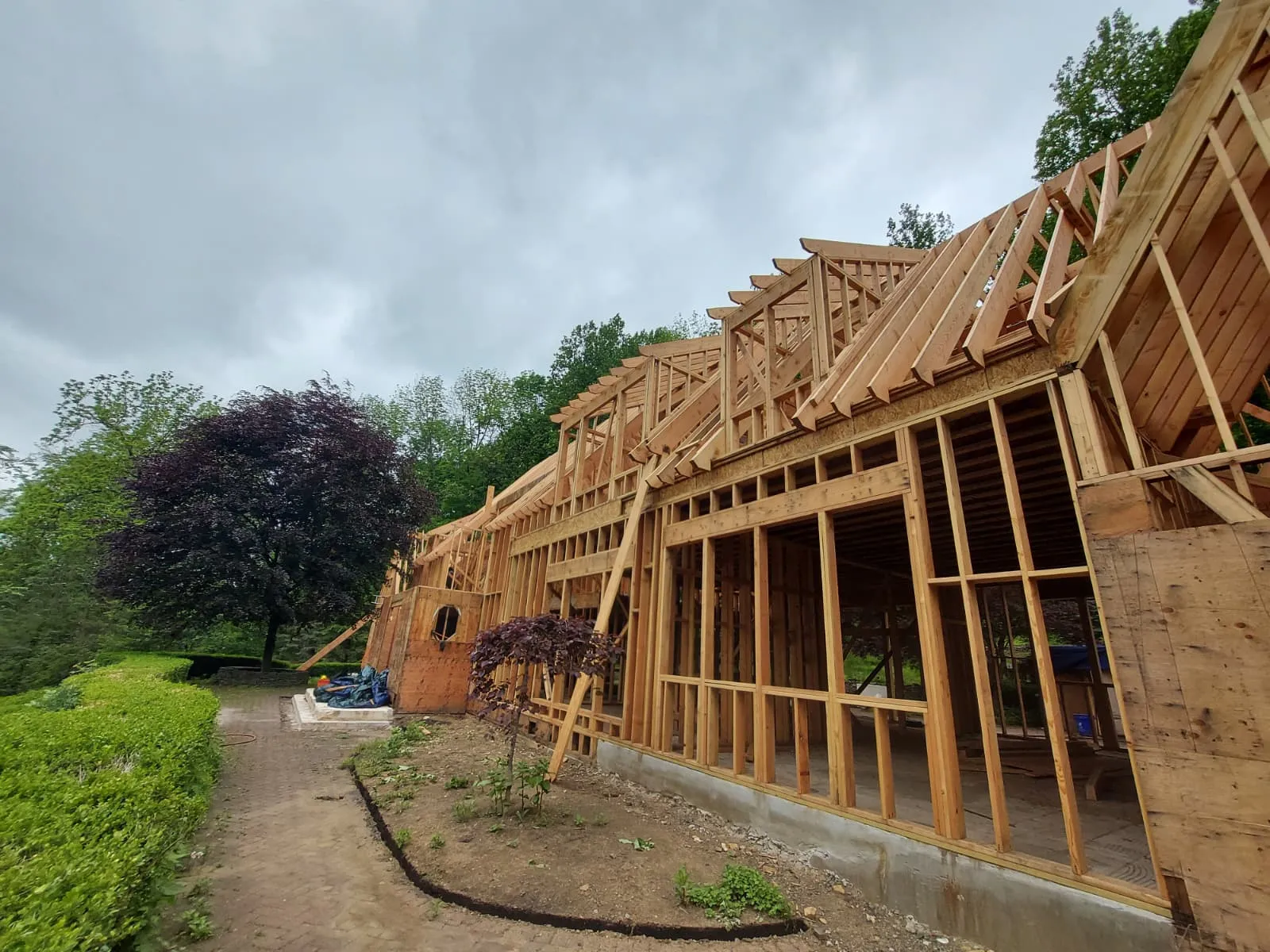 Exterior deck and porch framing structure